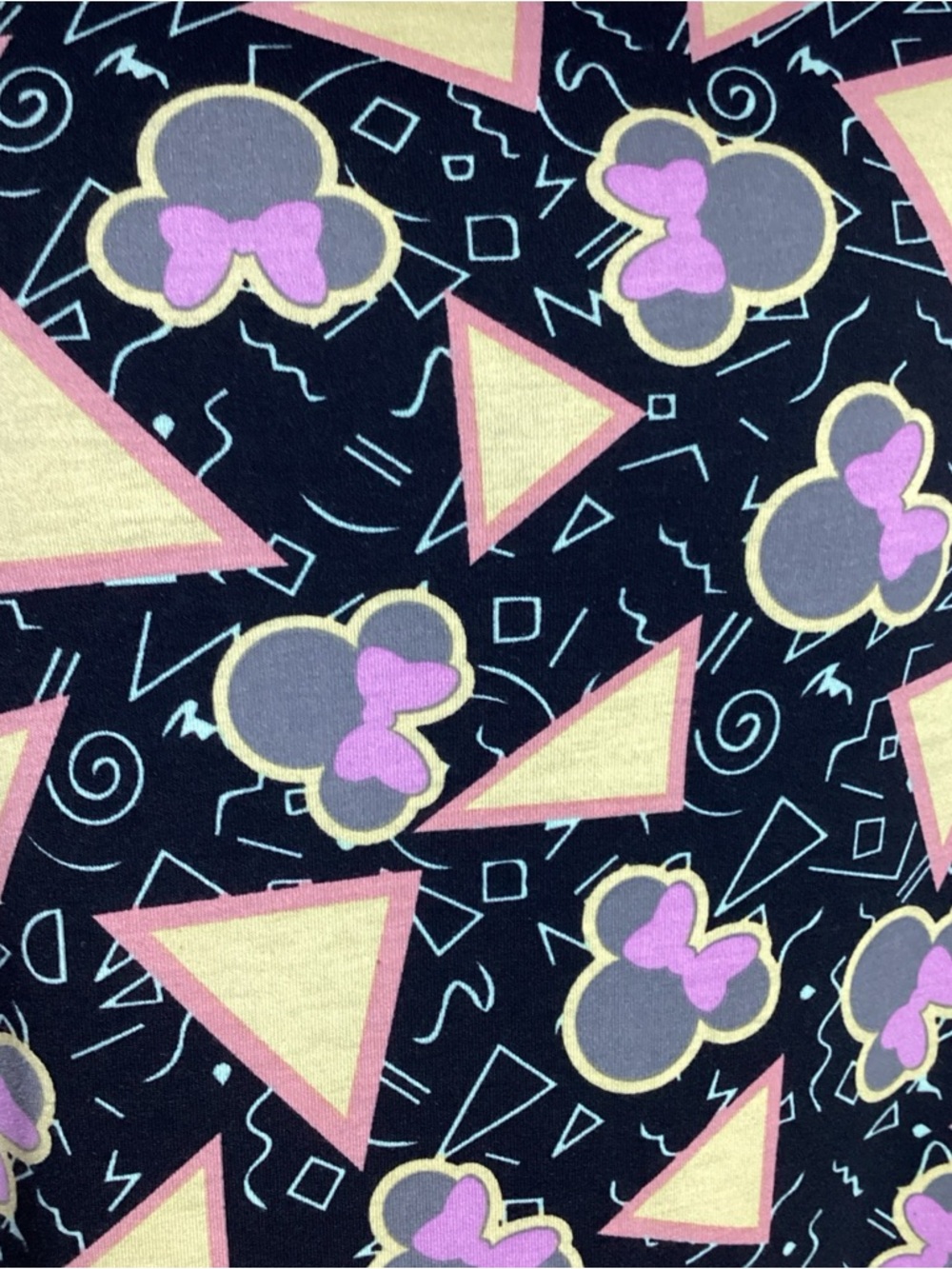 LuLaRoe Disney Minnie Mouse Black & Yellow Tunic Pullover Top - Picture 2 of 6